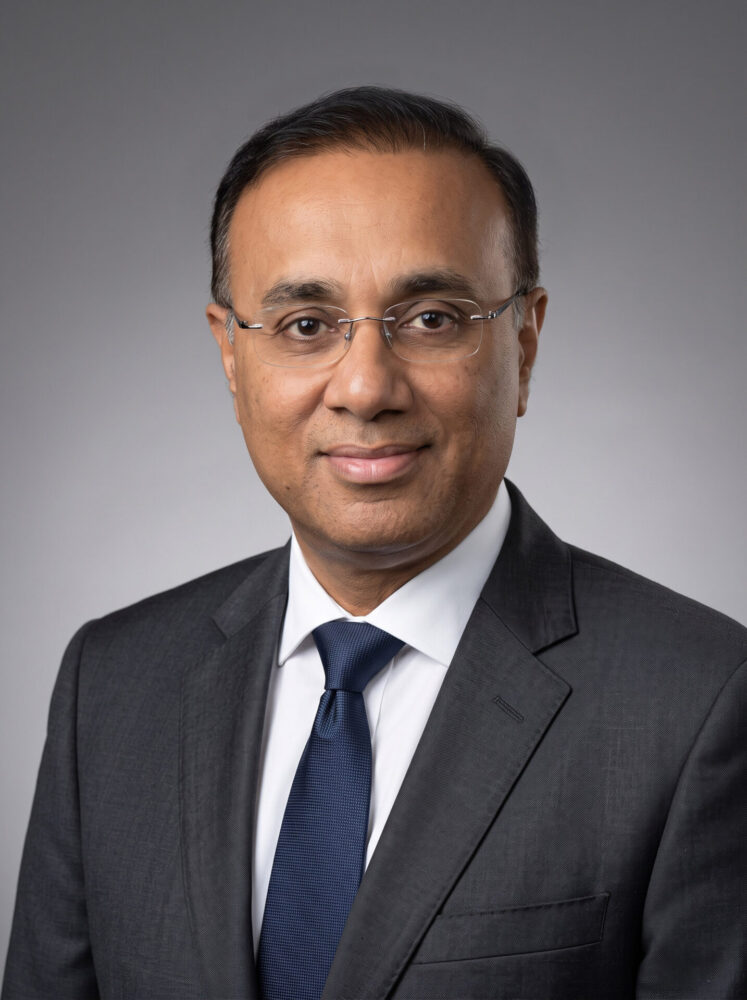 Dr Amir Alvi - Consultant Rheuamtologist
