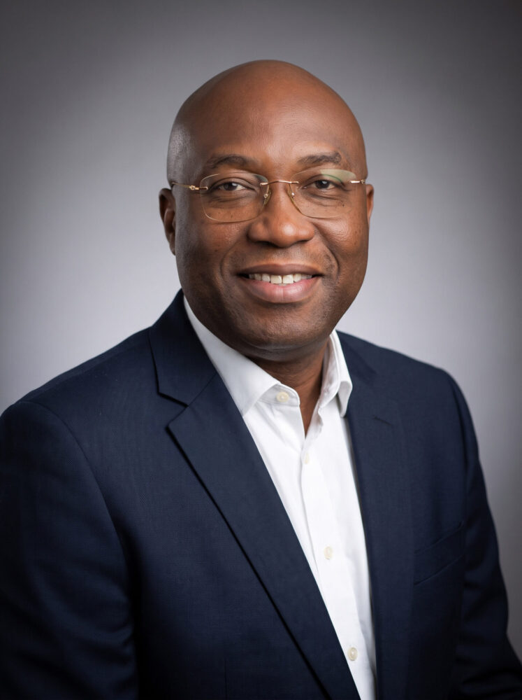 Mr Daniel Omonbude - Consultant Hip & Knee Surgeon