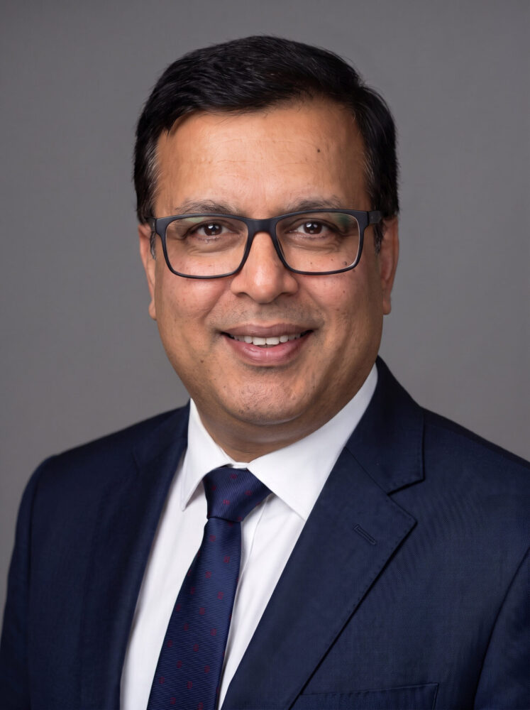 Mr Mohit Gupta, Consultant Ophthalmologist at HMT St Hugh's Hospital in Grimsby