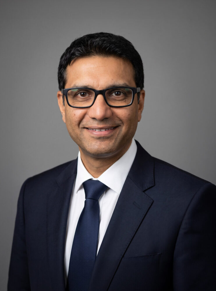 Mr Sridhar Dharamavaram Headshot of Consutlant General and Colorectal Surgeon at HMT St Hugh's Hospital in Grimsby