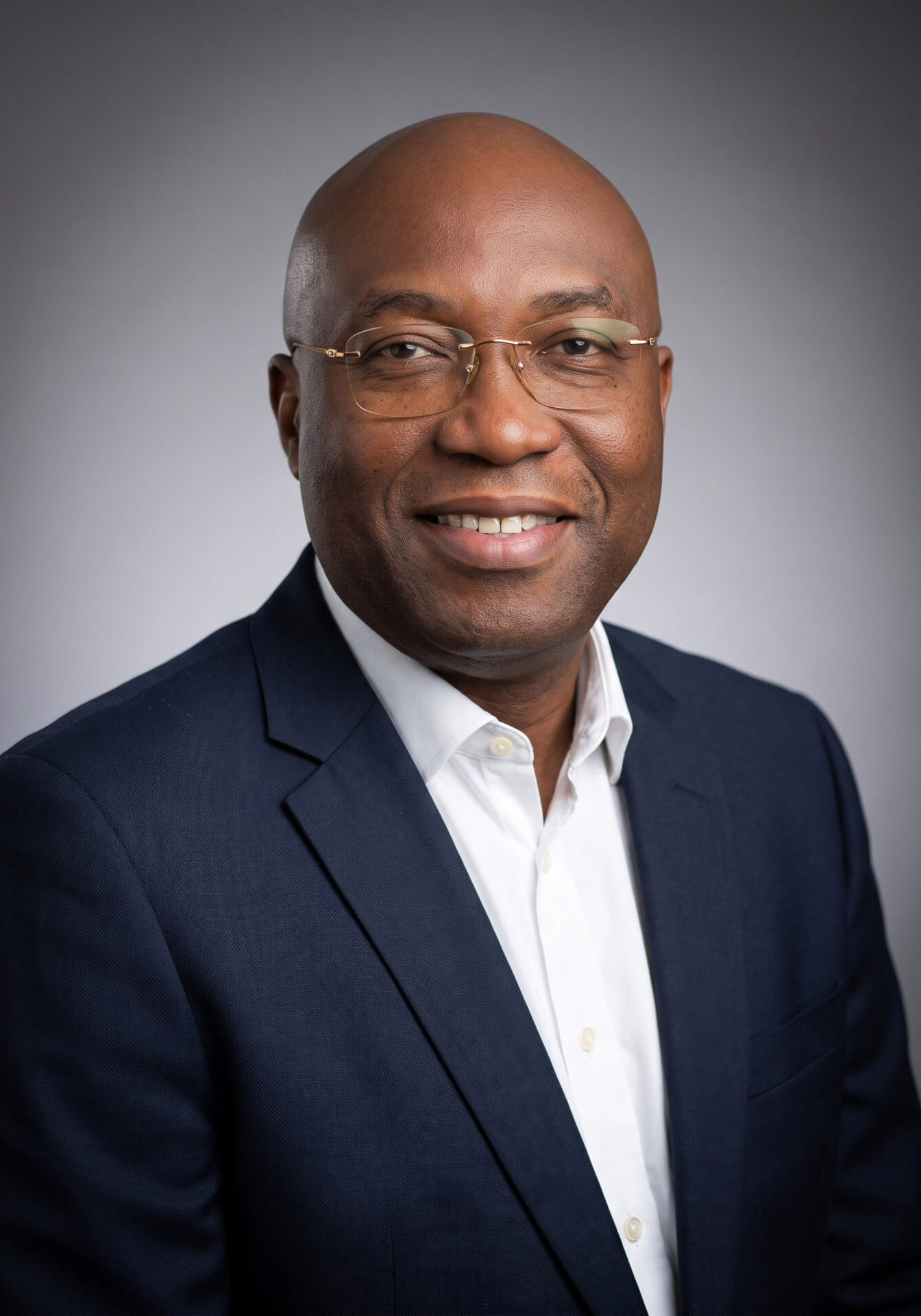 Mr Daniel Omonbude - Consultant Hip & Knee Surgeon