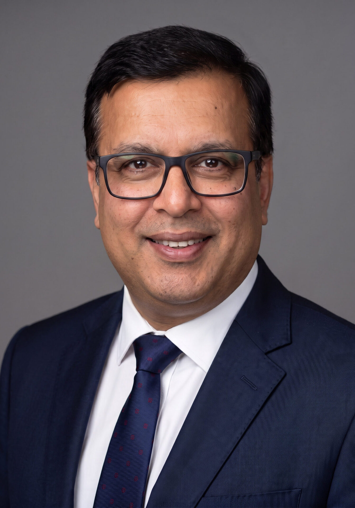 Mr Mohit Gupta, Consultant Ophthalmologist at HMT St Hugh's Hospital in Grimsby