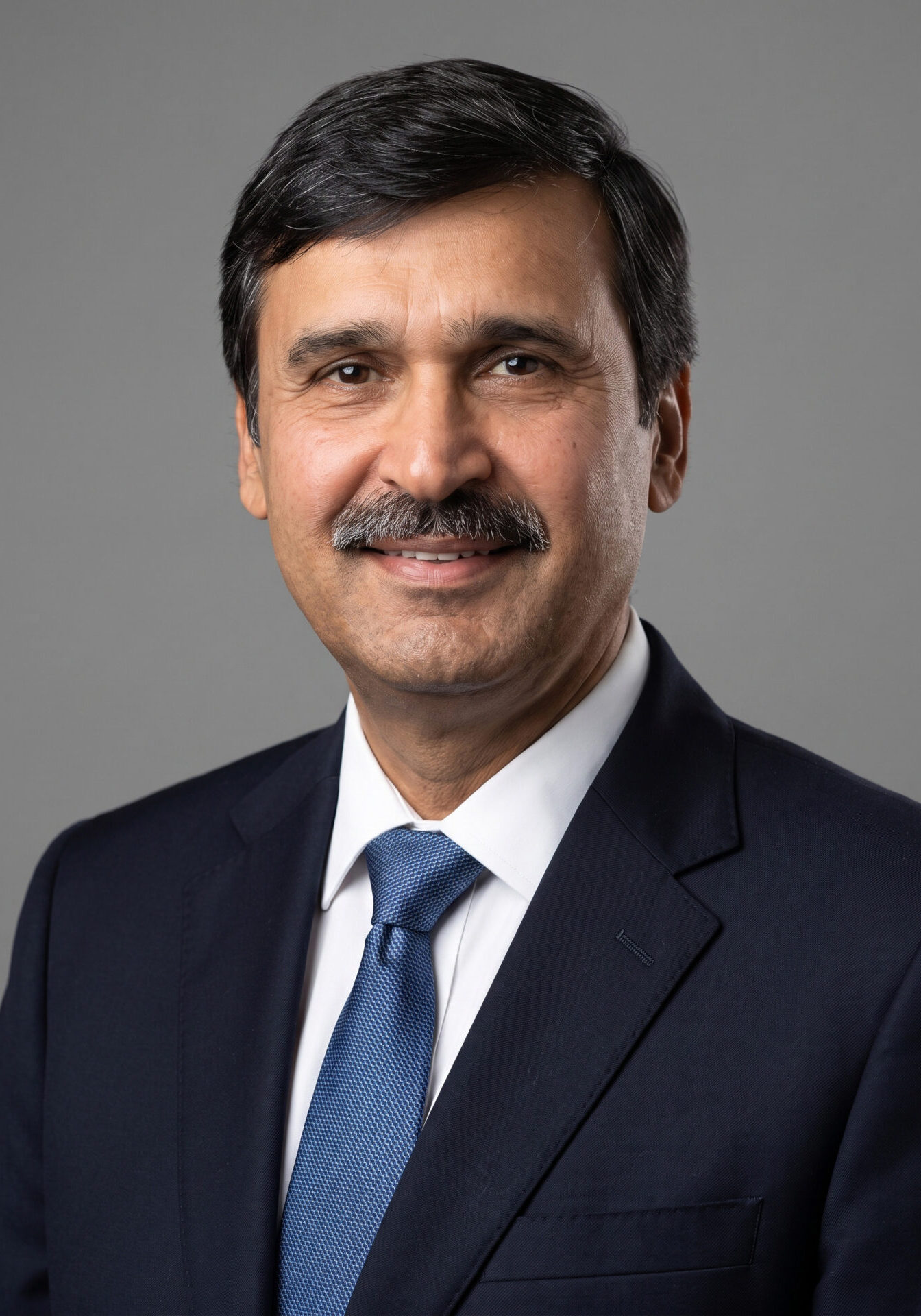 Mr Muhammad Riaz, Consultant Plastic, Reconstructive and Aesthetic Surgeon at HMT St Hugh's Hospital in Grimsby